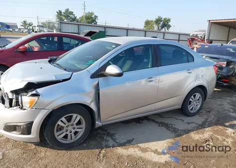 2016 Chevrolet Sonic Lt Auto из США, поврежденный, VIN 1G1JC5SBXG4171891